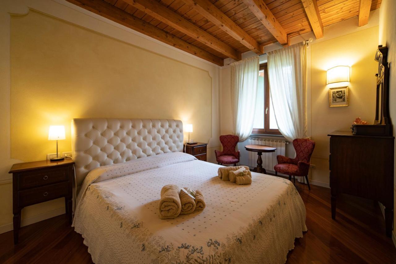 Romantic View House *
